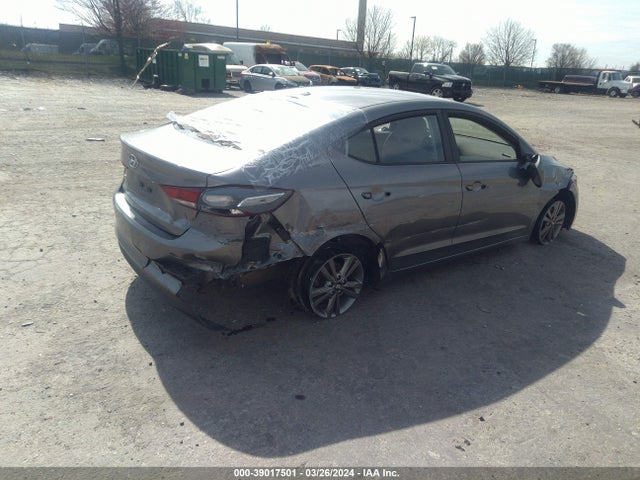 Hyundai ELANTRA SEL 2018 5NPD84LF4JH249875 Image 4