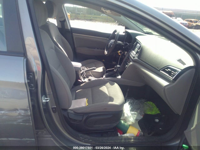 Hyundai ELANTRA SEL 2018 5NPD84LF4JH249875 Image 5