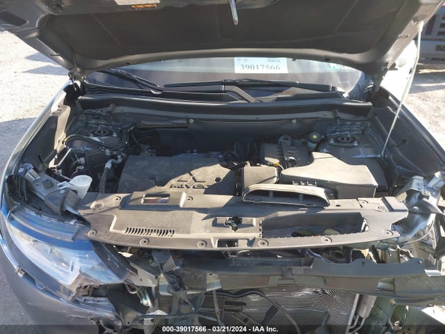 JA4AZ3A3XKZ042267 Mitsubishi Outlander Se