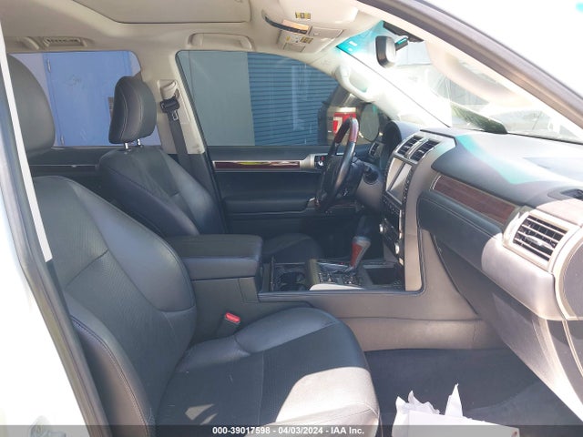 JTJJM7FX8F5117792 Lexus 460 Luxury