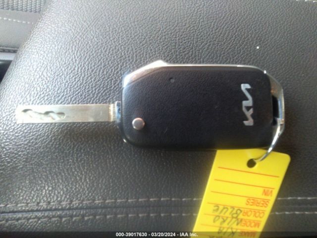 KNDCB3LC1N5534357 KIA NIRO LX
