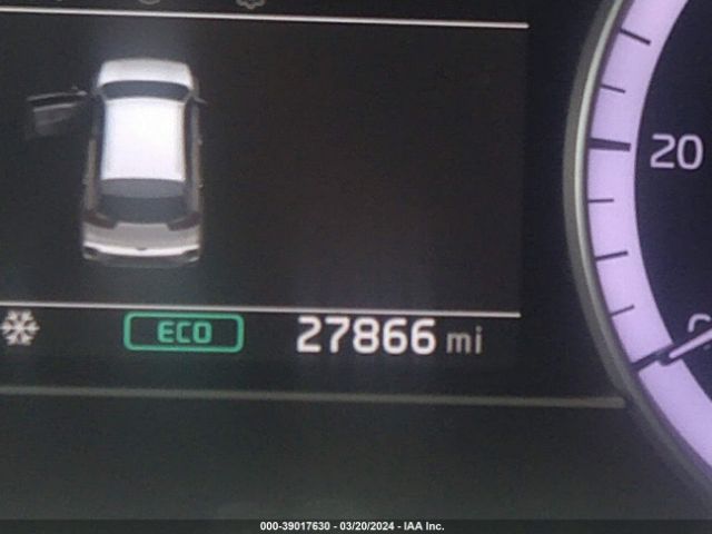 KNDCB3LC1N5534357 KIA NIRO LX