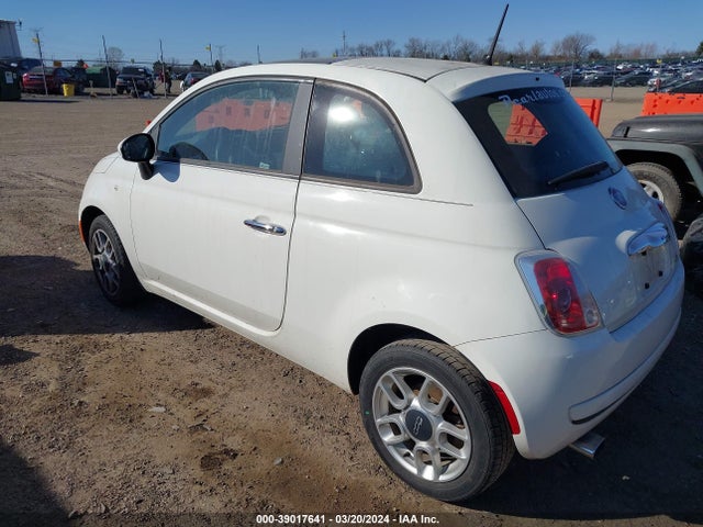 2013 FIAT 500 3C3CFFAR0DT560240 Photo 2