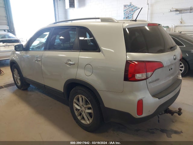 KIA SORENTO LX 2014 5XYKTCA68EG529850 Image 3