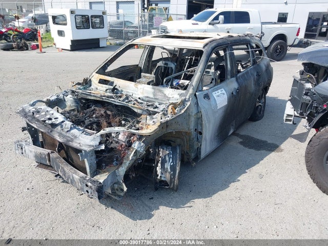 Toyota Highlander Xle 2022 5TDHZRAHXNS131443 Image 2