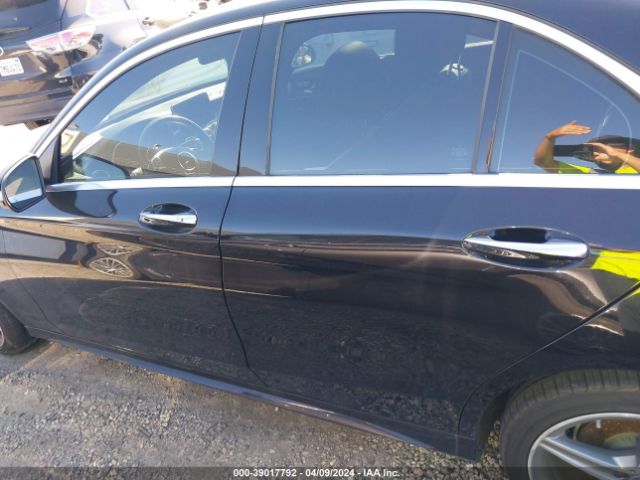 55SWF4KB1FU001178 Mercedes-Benz C 300 4matic/luxury 4matic/sport 4matic