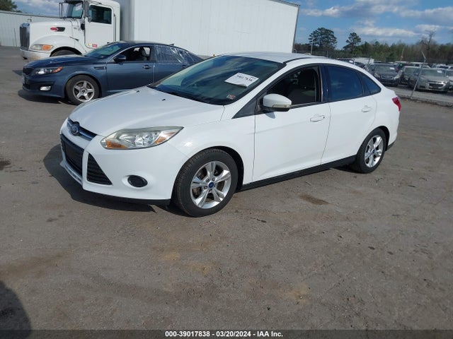 Ford FOCUS SE 2014 1FADP3F27EL183271 Image 2