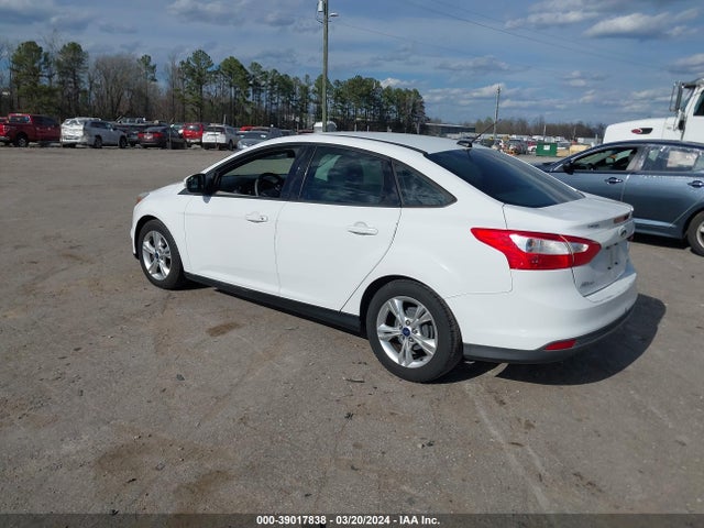 Ford FOCUS SE 2014 1FADP3F27EL183271 Image 3