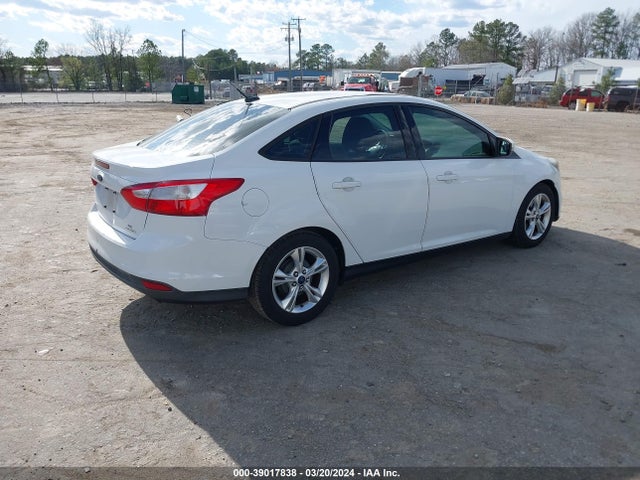 Ford FOCUS SE 2014 1FADP3F27EL183271 Image 4