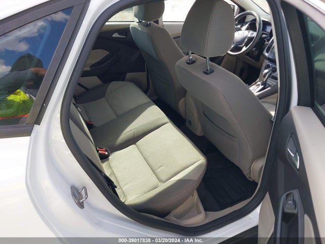 Ford FOCUS SE 2014 1FADP3F27EL183271 Image 8