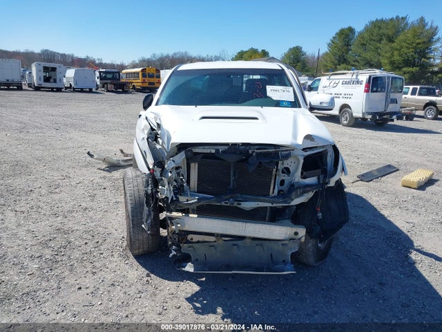 Toyota Tacoma Base V6 2015 5TFLU4EN2FX127460 Image 12