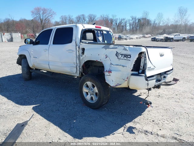 Toyota Tacoma Base V6 2015 5TFLU4EN2FX127460 Image 3