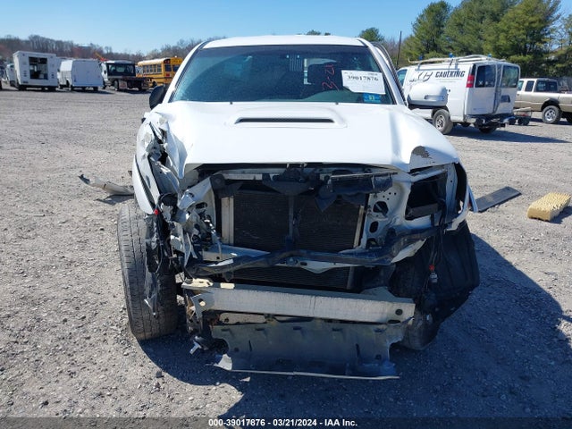 Toyota Tacoma Base V6 2015 5TFLU4EN2FX127460 Image 6