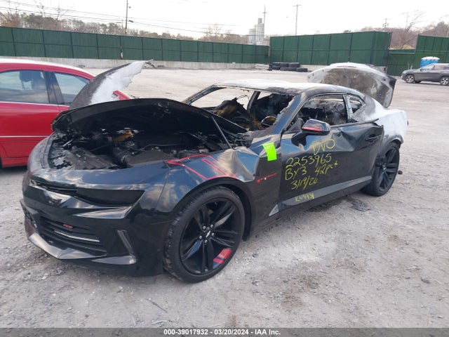 Chevrolet Camaro 1lt 2018 1G1FB1RS1J0184034 Image 2