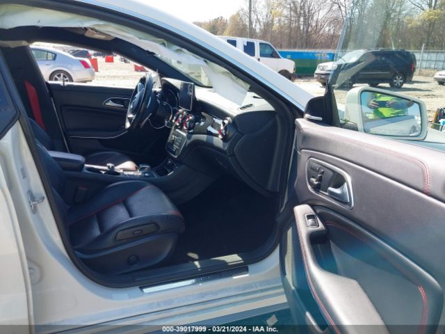 WDDSJ5CB6FN189559 Mercedes-Benz Cla 45 Amg 4matic