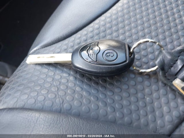 2003 MINI COOPER WMWRC334X3TC48130 Photo 10