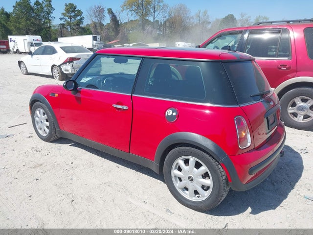 2003 MINI COOPER WMWRC334X3TC48130 Photo 2