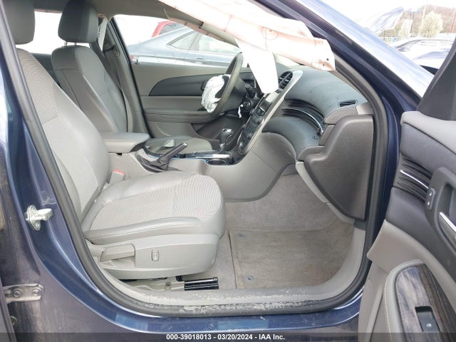 Chevrolet MALIBU 1LT 2015 1G11C5SL7FF125799 Image 5