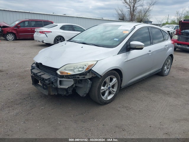 Ford FOCUS SE 2014 1FADP3K22EL392651 Image 2