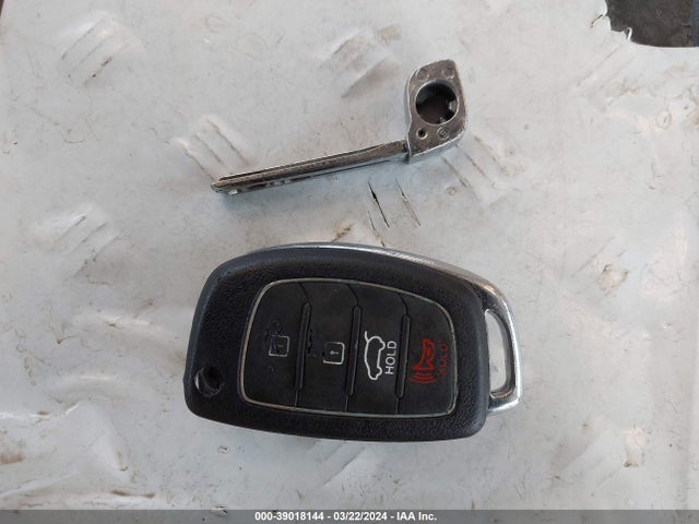 Hyundai SONATA SE 2016 5NPE24AF5GH278514 Image 11
