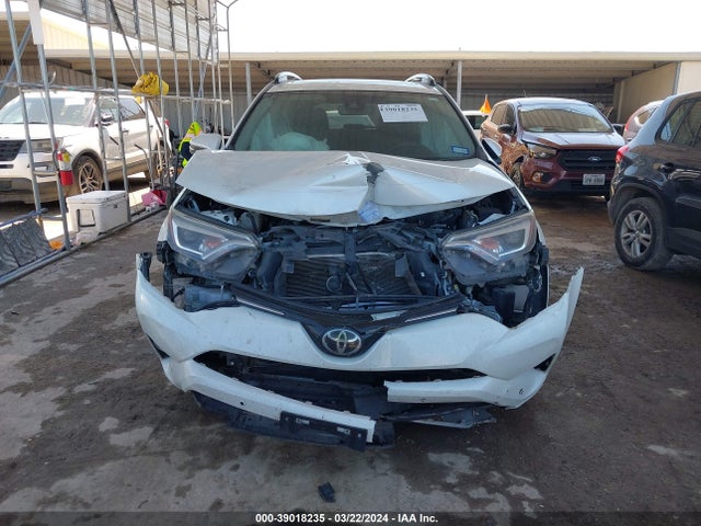 Toyota Rav4 Platinum 2017 2T3DFREV2HW662923 Image 12