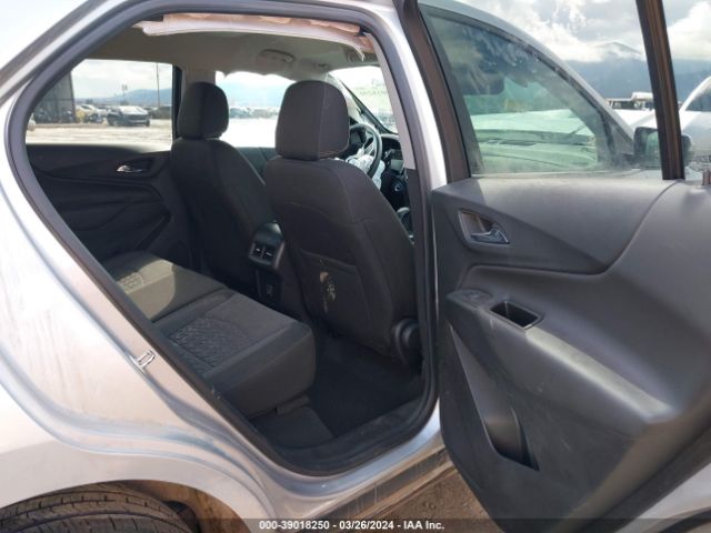 3GNAXUEV2NL172558 Chevrolet Equinox Awd Lt