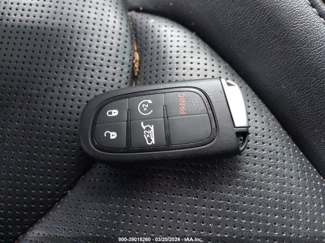 Jeep Cherokee Overland 4x4 2019 1C4PJMJN2KD162950 Image 11