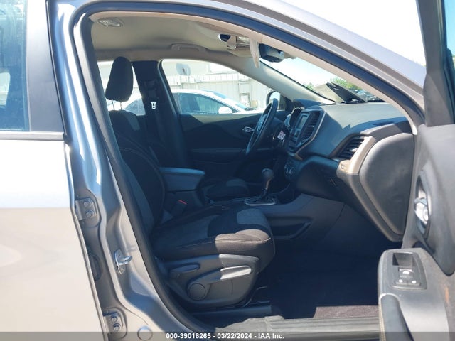 1C4PJLAB9GW350991 Jeep Cherokee Sport