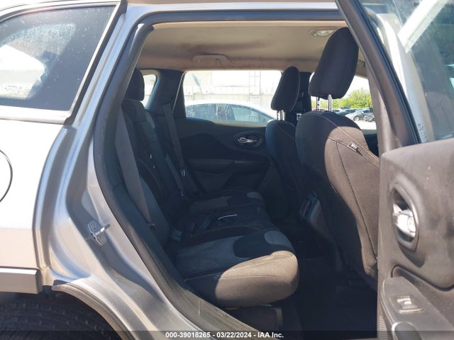 1C4PJLAB9GW350991 Jeep Cherokee Sport