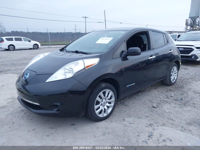 Nissan LEAF S 2015 1N4AZ0CP4FC324410 Image 2