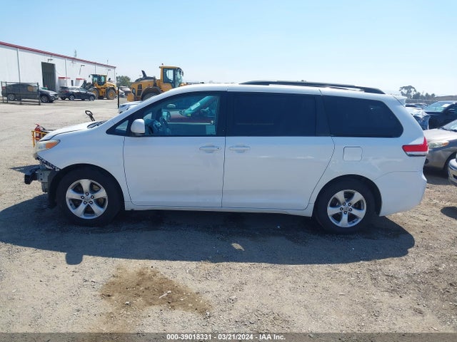 Toyota Sienna Le V6 8 Passenger 2014 5TDKK3DC3ES407291 Image 15