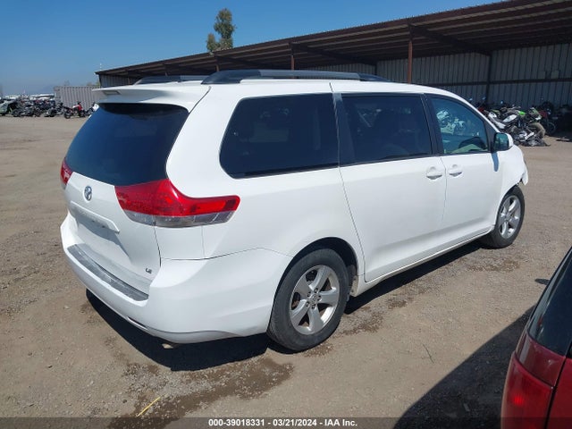 Toyota Sienna Le V6 8 Passenger 2014 5TDKK3DC3ES407291 Image 4
