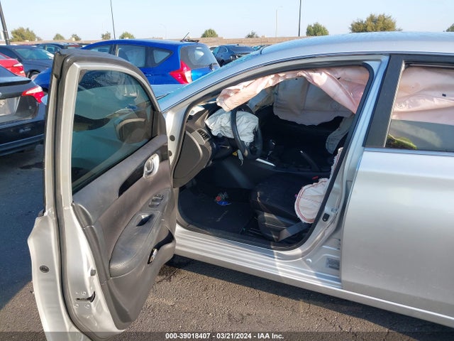 Nissan SENTRA SV 2016 3N1AB7AP8GL657891 Image 5