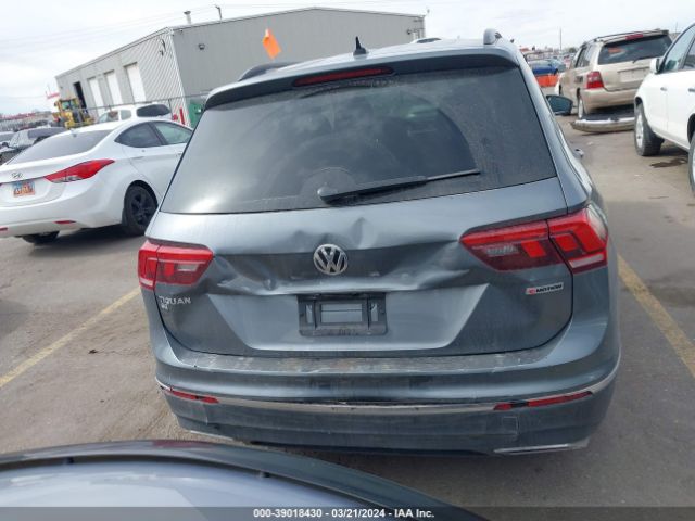 3VV2B7AX5LM141995 Volkswagen Tiguan 2.0t Se/2.0t Se R-line Black/2.0t Sel
