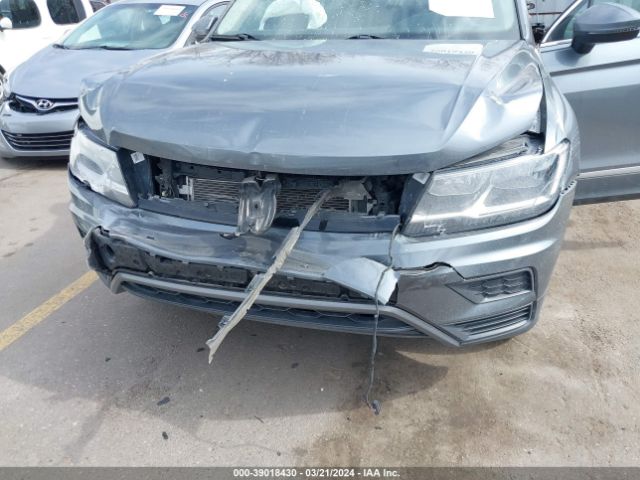 3VV2B7AX5LM141995 Volkswagen Tiguan 2.0t Se/2.0t Se R-line Black/2.0t Sel