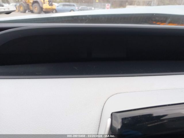 JTDKARFU4H3046347 Toyota Prius Four