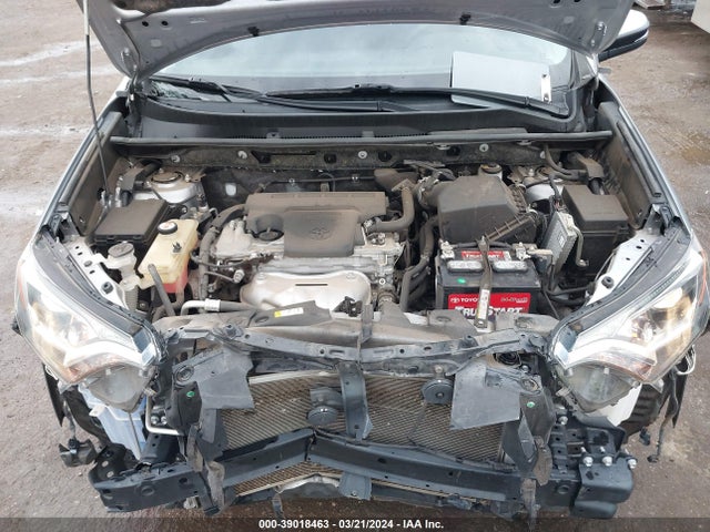 Toyota Rav4 Xle 2018 JTMWFREV0JD124667 Image 10