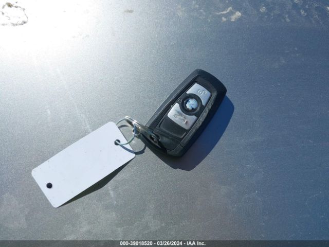 WBA3B1G52FNT63830 BMW 320i
