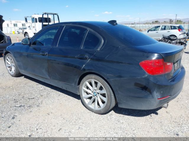 WBA3B1G52FNT63830 BMW 320i