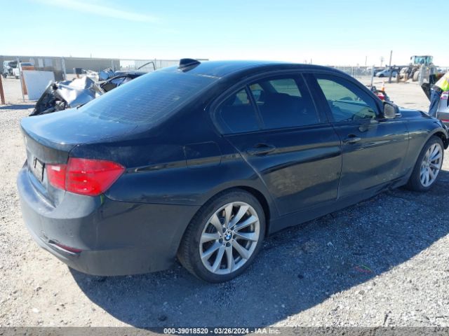 WBA3B1G52FNT63830 BMW 320i