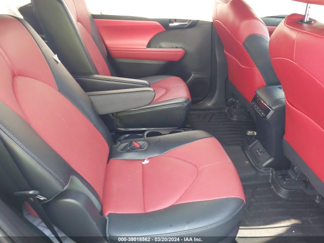 Toyota Highlander Xse 2022 5TDLZRAH5NS107786 Image 8