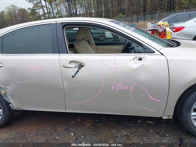 Lexus ES 350 2014 JTHBK1GG5E2128448 Image 14