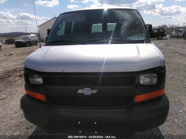 Chevrolet Express 2500 Work Van 2016 1GCWGAFF3G1277771 Image 12
