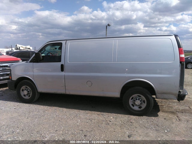 Chevrolet Express 2500 Work Van 2016 1GCWGAFF3G1277771 Image 14