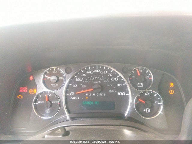 Chevrolet Express 2500 Work Van 2016 1GCWGAFF3G1277771 Image 7