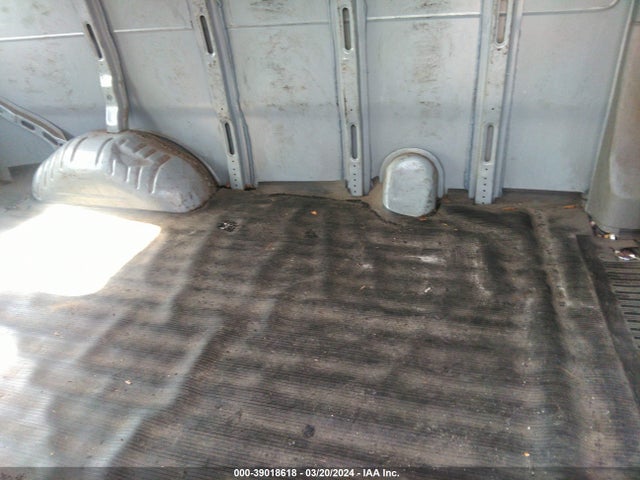 Chevrolet Express 2500 Work Van 2016 1GCWGAFF3G1277771 Image 8
