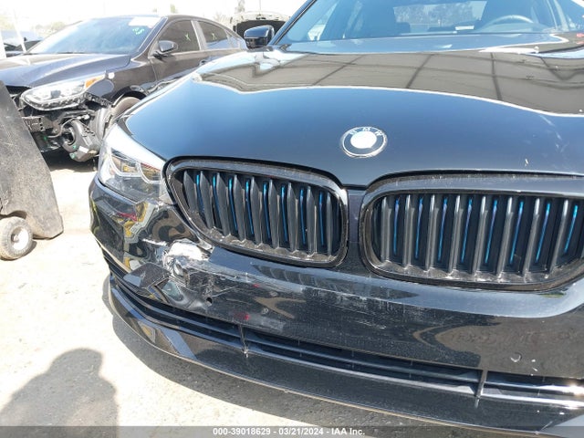 WBAJA9C50JB252962 BMW 530e Iperformance