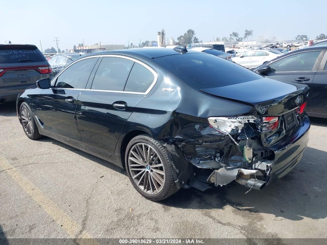 WBAJA9C50JB252962 BMW 530e Iperformance