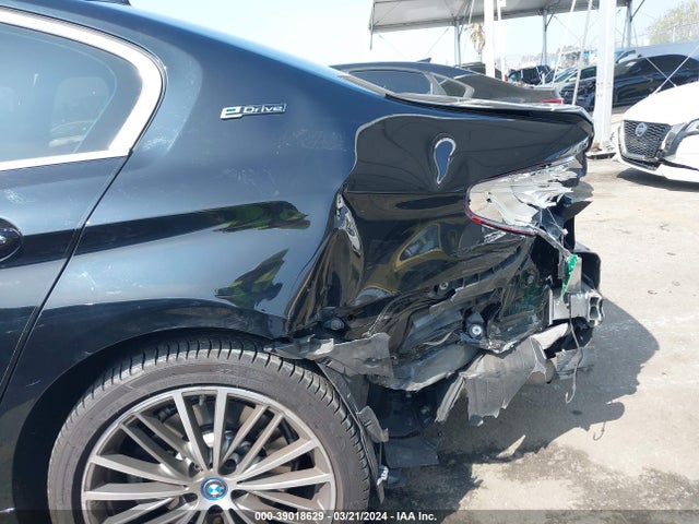 WBAJA9C50JB252962 BMW 530e Iperformance
