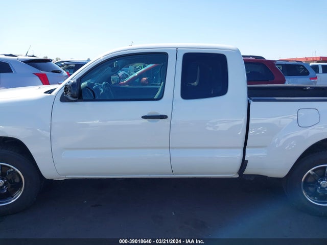 Toyota Tacoma 2014 5TFTX4CN8EX044656 Image 15
